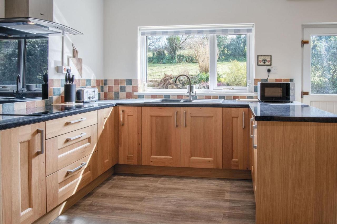 Sorrento - 3 Bed Holiday Home - Wisemans Bridge - B&B Stepaside