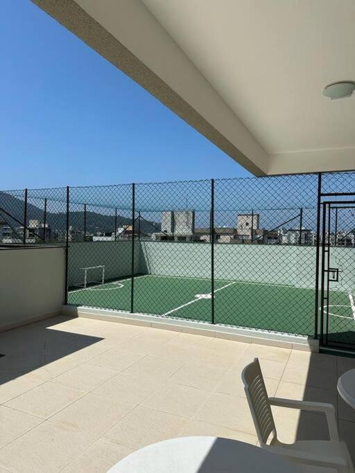 Apto Itagua, 400m da Orla- Garagem Coberta ,Wi Fi,Sauna,Salao de Jogos,Piscina, Varanda Gourmet, Otima Localizacao - B&B