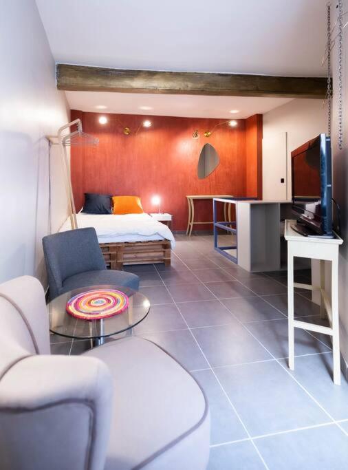 Le Coloré, Beau T2, Centre Historique - B&B