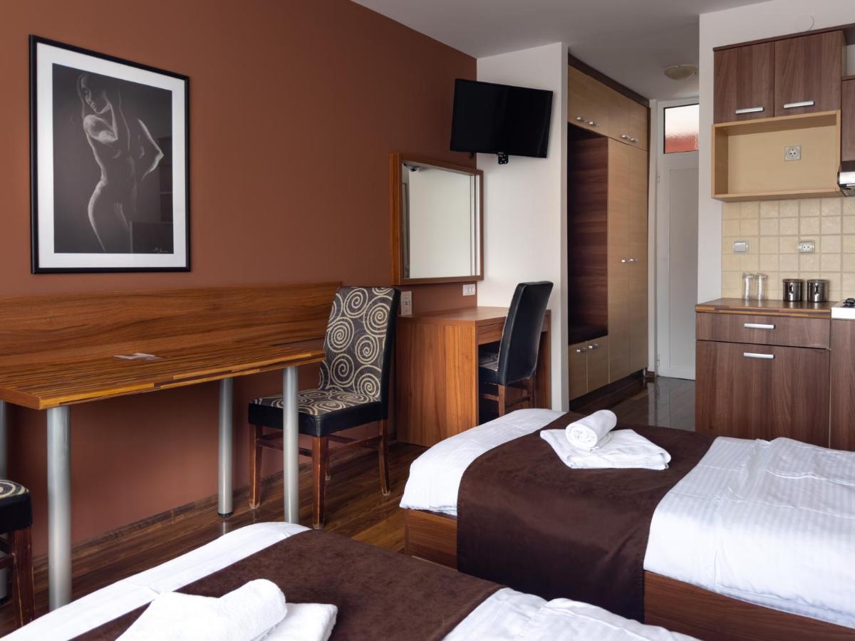 Twin Room with Lake View