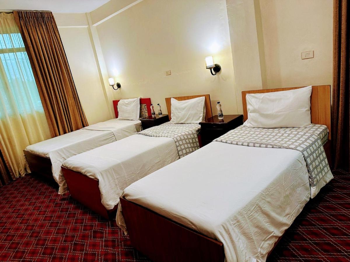 Deluxe Triple Room