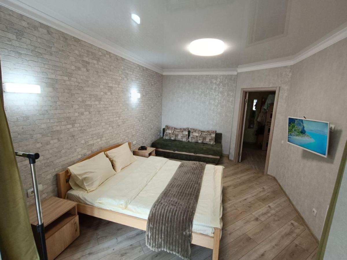 B&B Lutsk - Новобудова ЖК Яровиця - Bed and Breakfast Lutsk