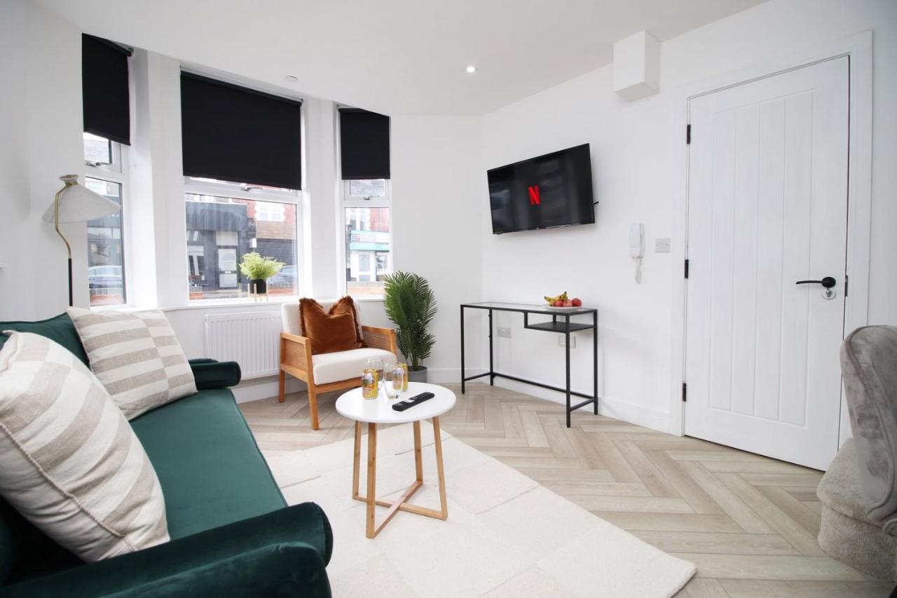 Centrally Located 2 Bedroom - B&B