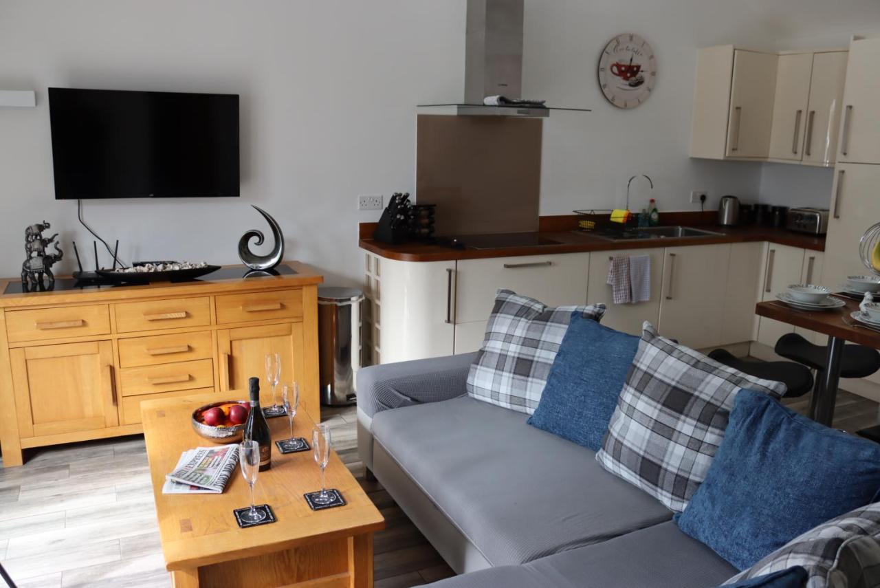 Ferndown Holiday Let - B&B