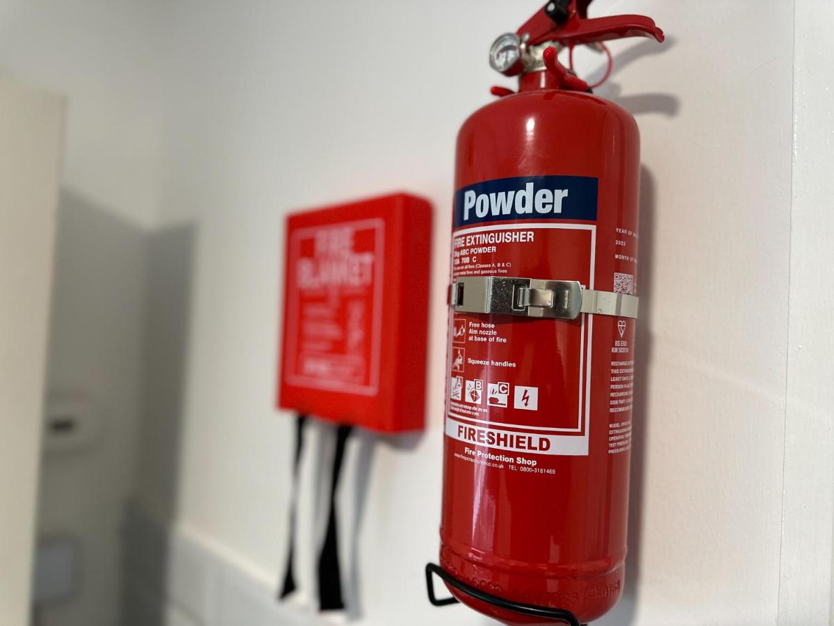 Comfortable 2-Bedroom Stay 1 Bath 5 Guests - B&B Gateshead