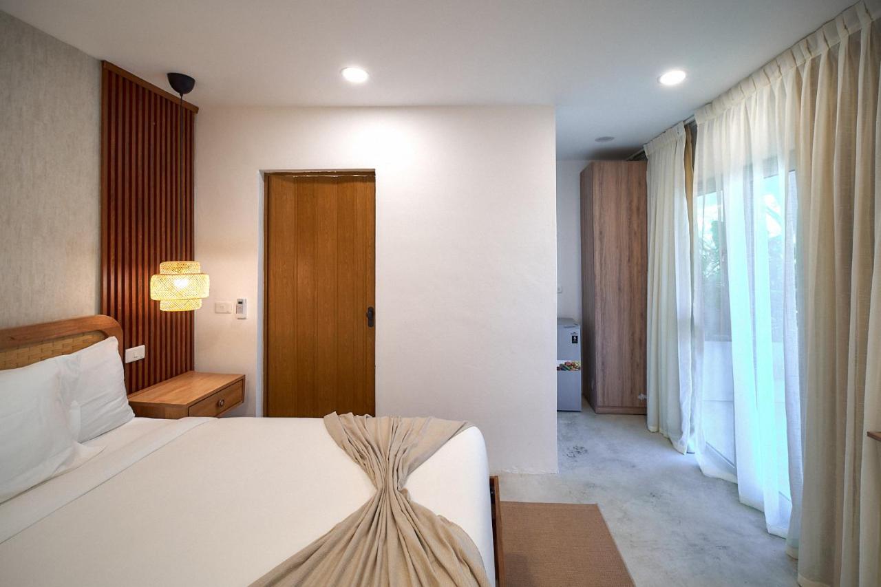 Queen Room with Balcony