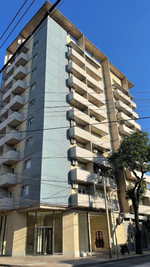 Alquiler Temporario Tucumán Con Cochera Y Pileta - Ferienwohnung