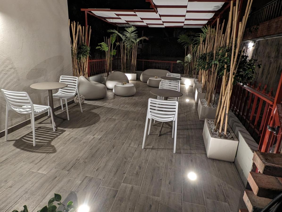 La Scogliera In - B&B Aci Castello