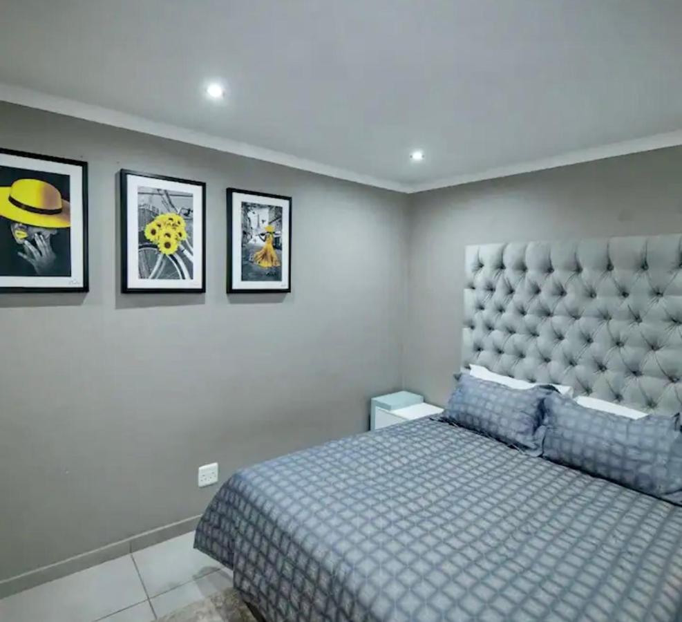 B&B Johannesburg - The Chapel Luxury Apartments - Bed and Breakfast Johannesburg