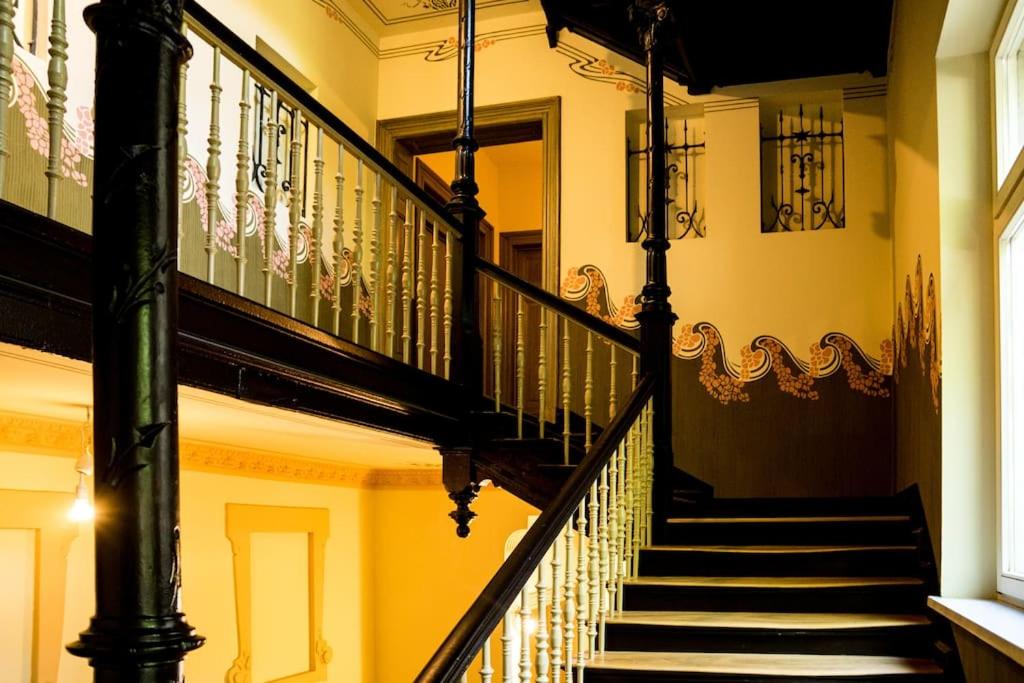 #attraktive Altbauwohnung im Leipziger Zentrum 1 OG links - B&B