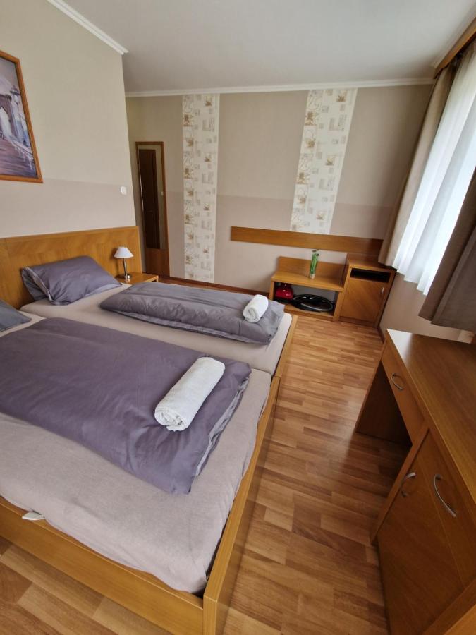 B&B Hajdúszoboszló - Elix 2. apartman - Bed and Breakfast Hajdúszoboszló