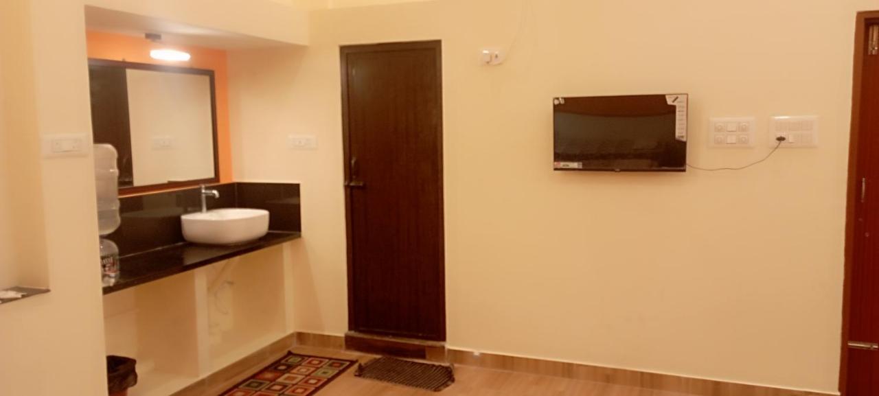 B&B Tiruchirappalli - Arangan Kudil Family Suite - Bed and Breakfast Tiruchirappalli