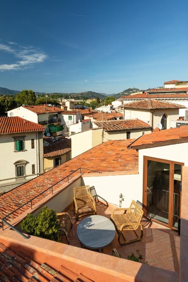 One-Bedroom Apartment with Terrace