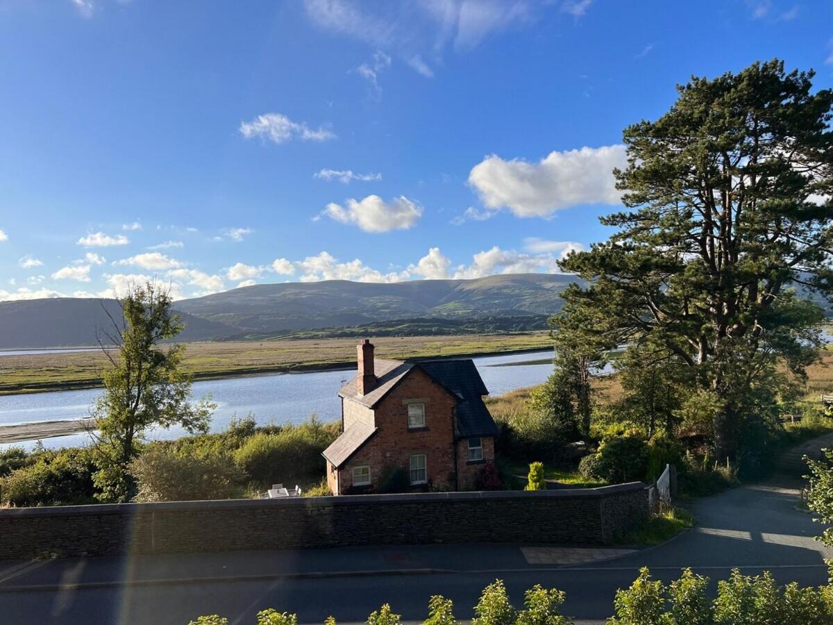 B&B Machynlleth - Stunning Dovey View - Ynyshir - Bed and Breakfast Machynlleth