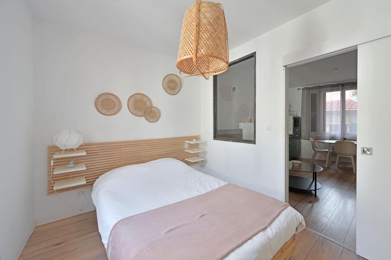 Appart LeNA - Proche Théatres et Place des corps saints - Wi-Fi - B&B