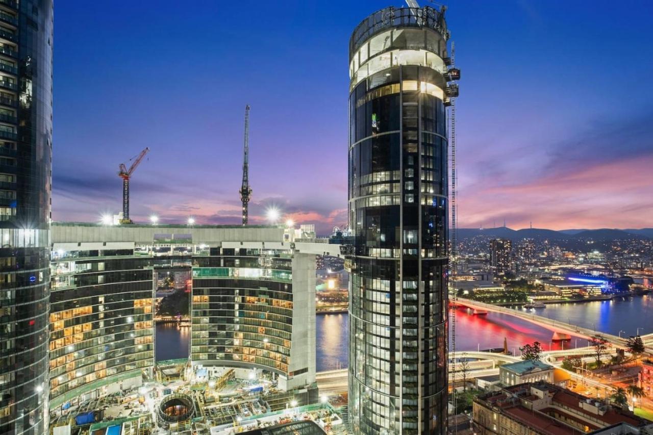 Lux Sub-Penthouse with Casino views - B&B