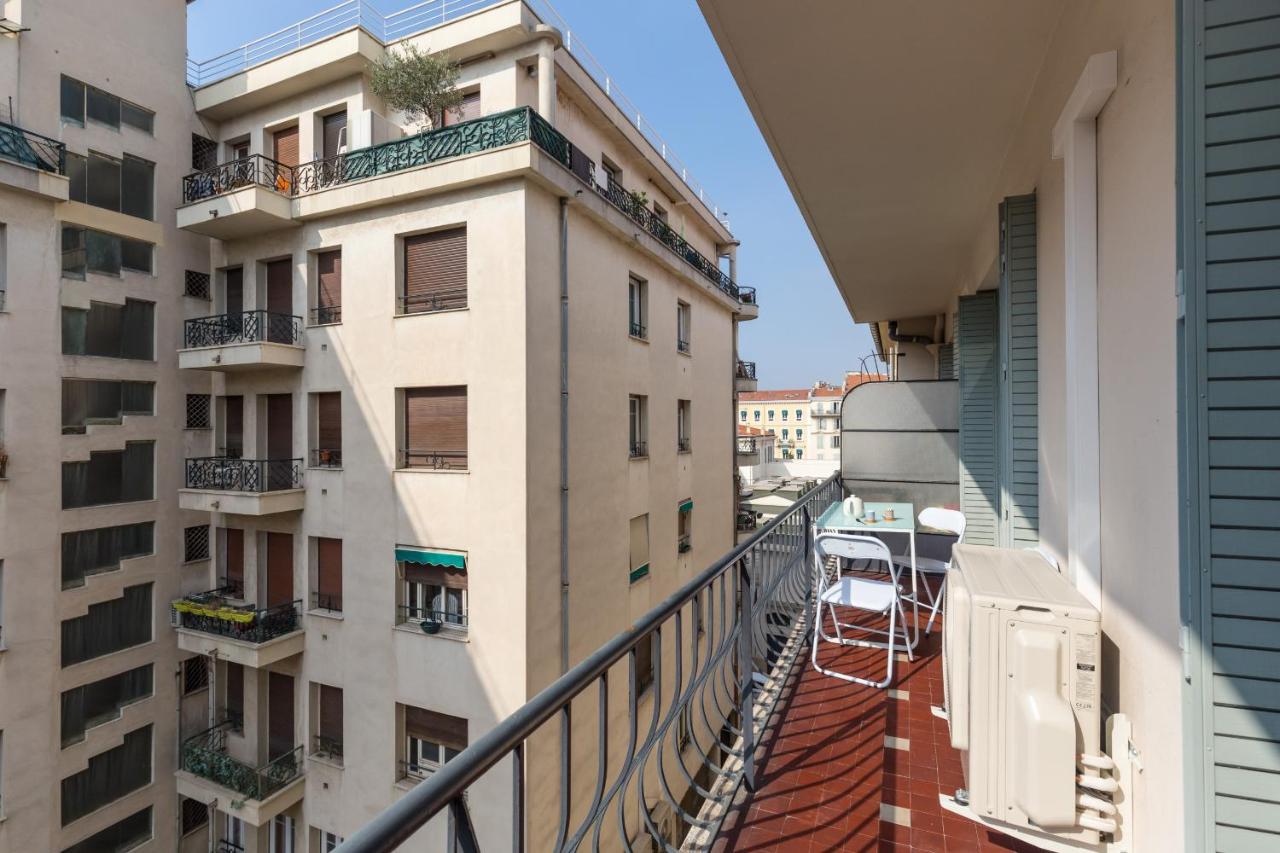 Ultra Central Large 2 Bdr near Massena Square - Ferienwohnung Nizza