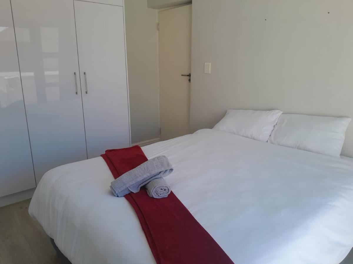 B&B Cape Town - Khaya Paragon - Bed and Breakfast Cape Town