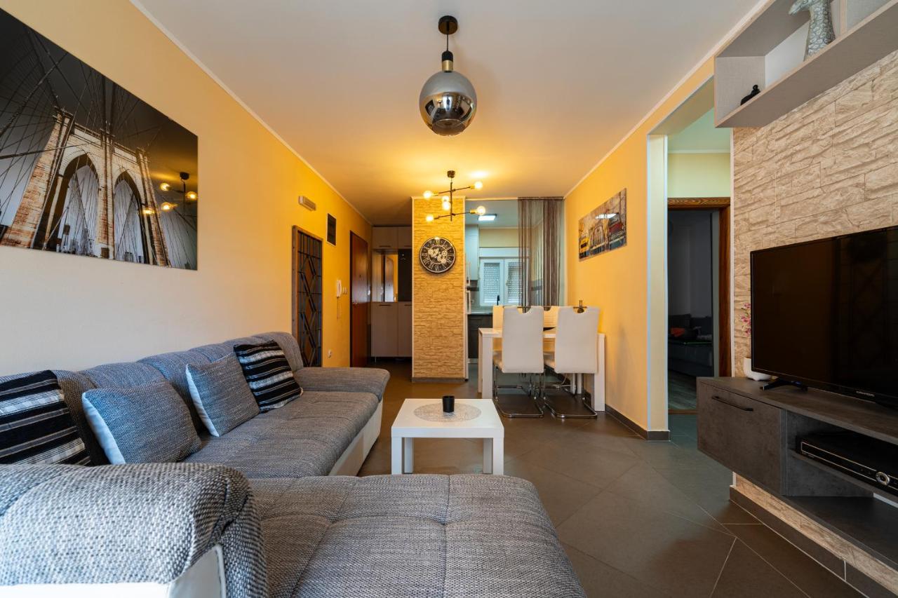B&B Tivat - Majestic Sun Apartment - Bed and Breakfast Tivat