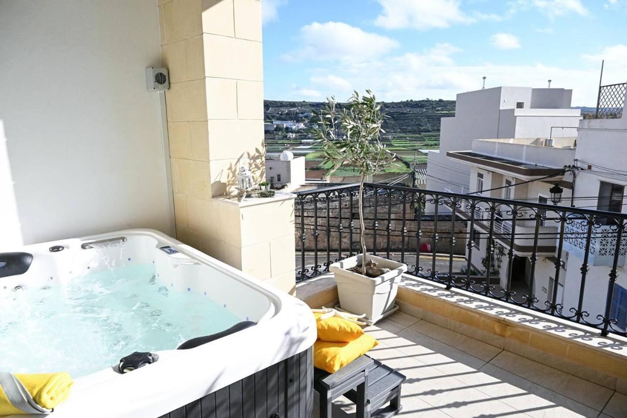 B&B Mellieħa - Ta'lonza Luxury Near Goldenbay With Hot Tub App1 - Bed and Breakfast Mellieħa