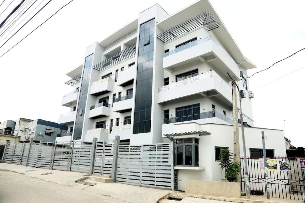 Appartamento Premium con 3 Camere da Letto e Balcone