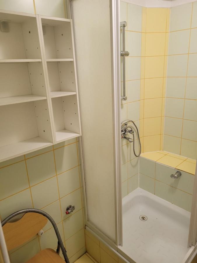 Chambre Triple avec Salle de Bains Privative