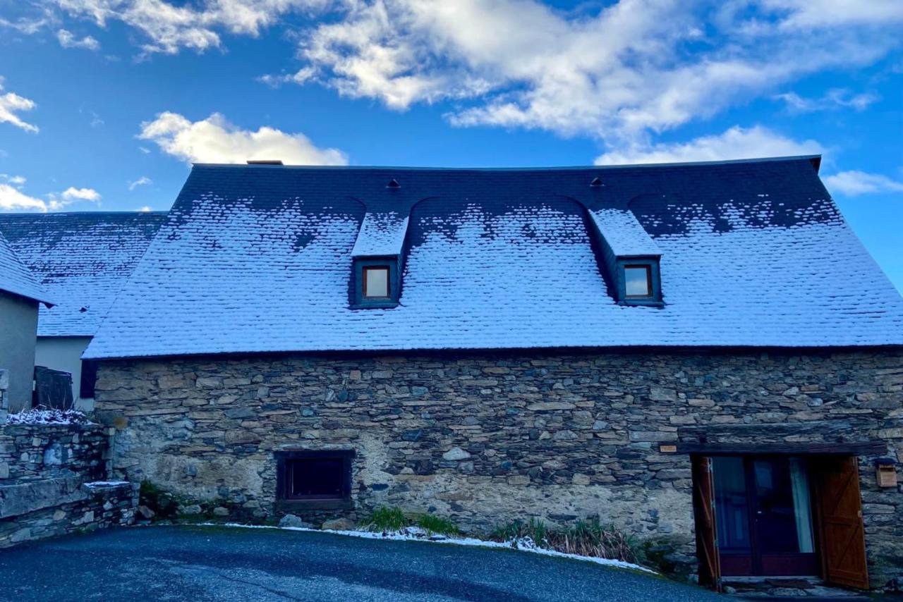 Maison chaleureuse à Mont >Vue montagne & cheminée - B&B