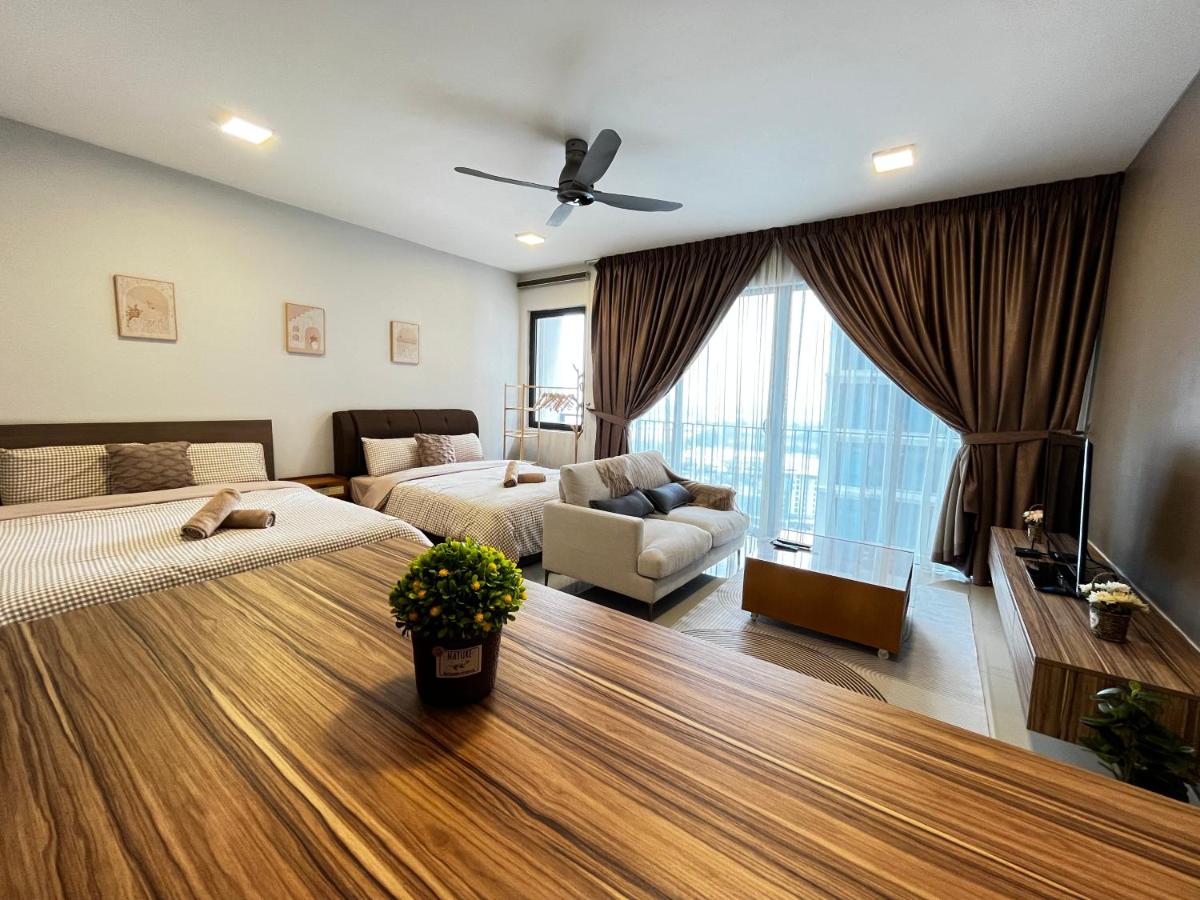 B&B Shah Alam - 1-5 Pax Comfy Trefoil Studio-Walk to Setia City Mall & Setia City Convention Centre - Bed and Breakfast Shah Alam