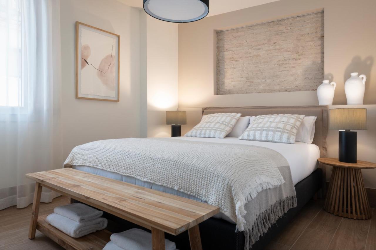 Two-Bedroom Penthouse with Private Terrace and Jacuzzi