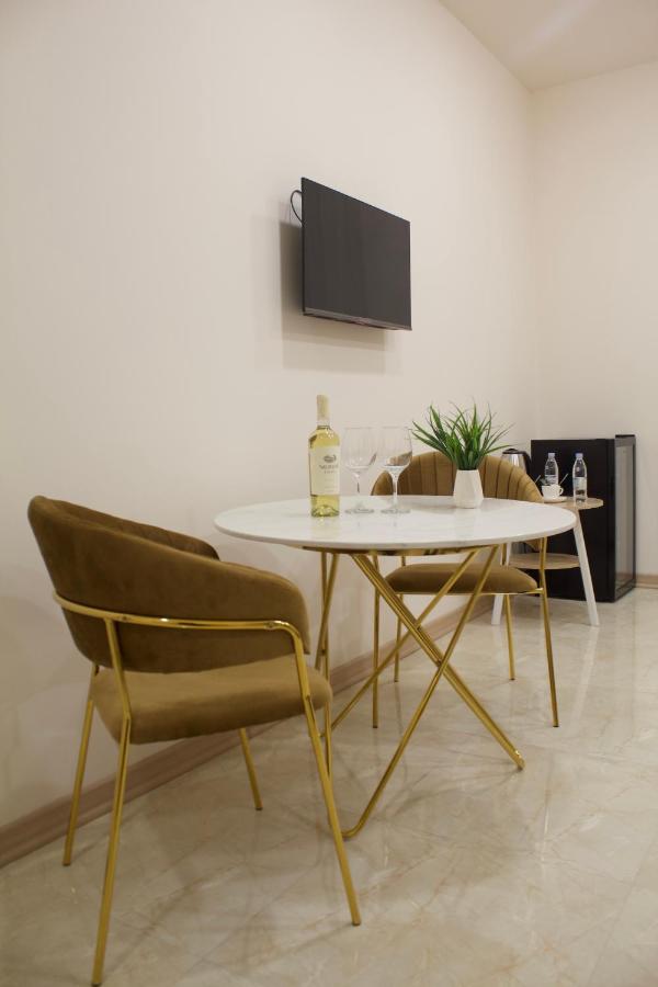 Pet Friendly Lux Plaza Hotel EVN Airport