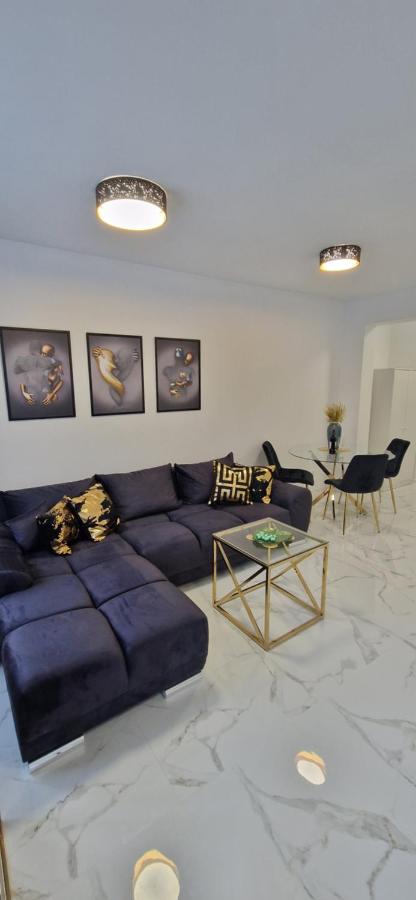 EWJA 2 - B&B