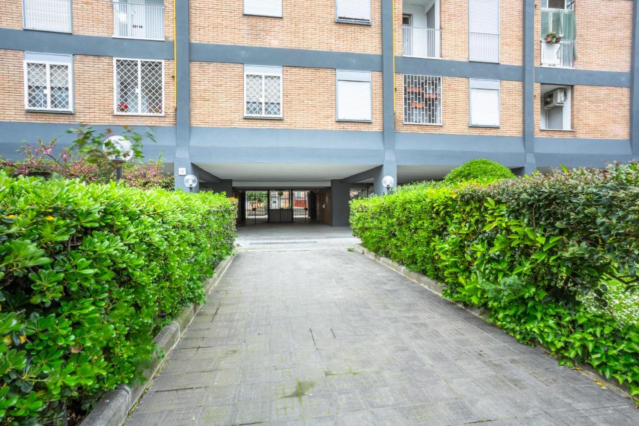 Portside Aparthotel - B&B