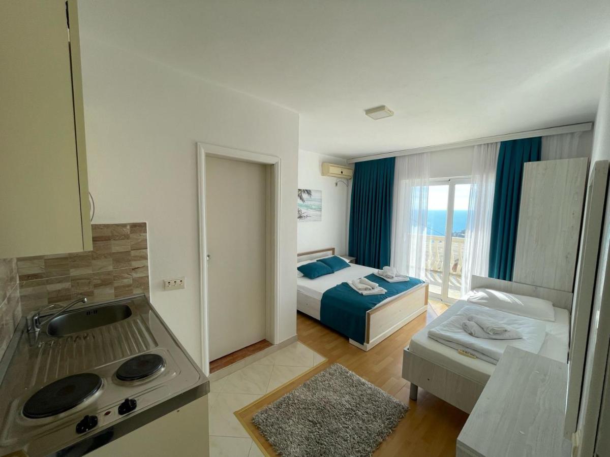 Camera Tripla Standard con Vista Mare