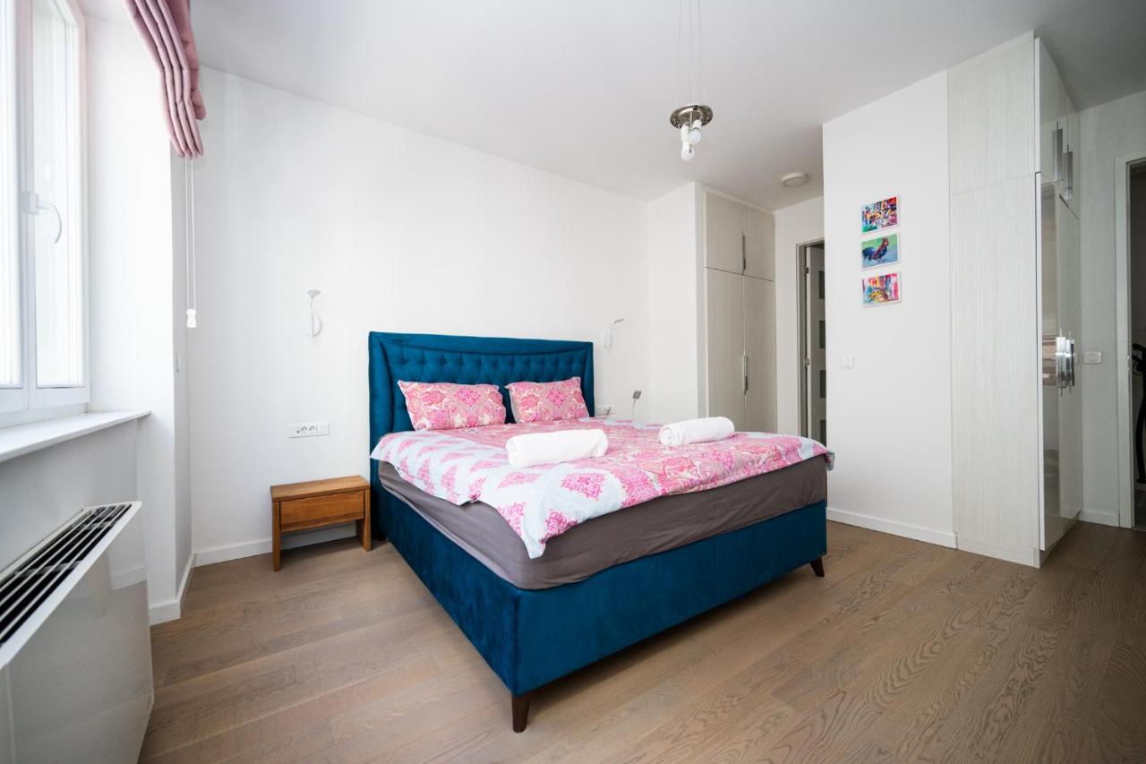 Modern Stay in the City Center - B&B