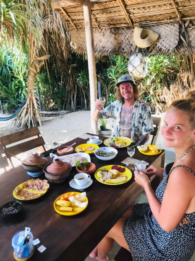 Waves ranna cabana and seafood - Chambres d’hôtes Ranna