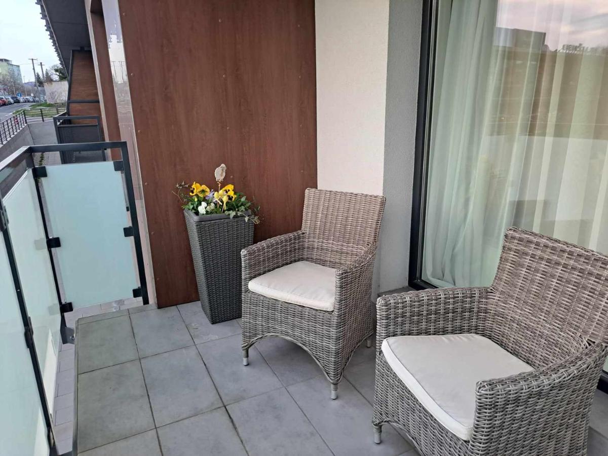 Tabáň Luxury apartment (city center & free parking) - Chambres d’hôtes Nitra