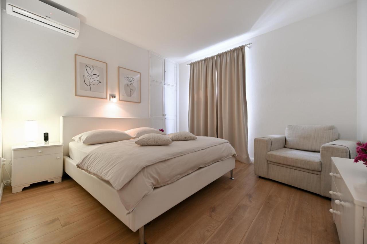 Apartment mit 2 Schlafzimmern und Balkon
