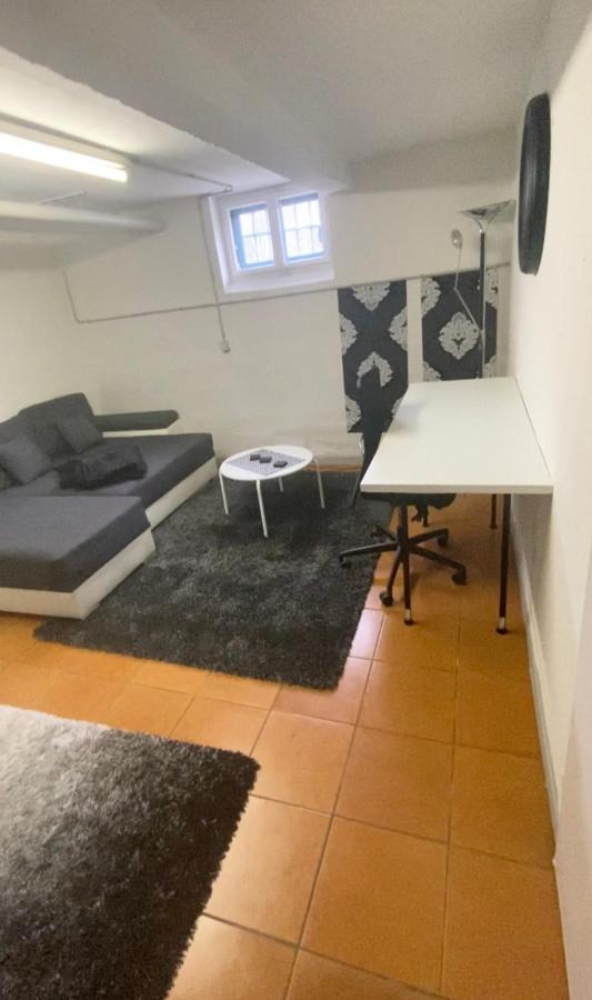 Downstairs Apartment With Garden - Chambres d'hôtes Klagenfurt