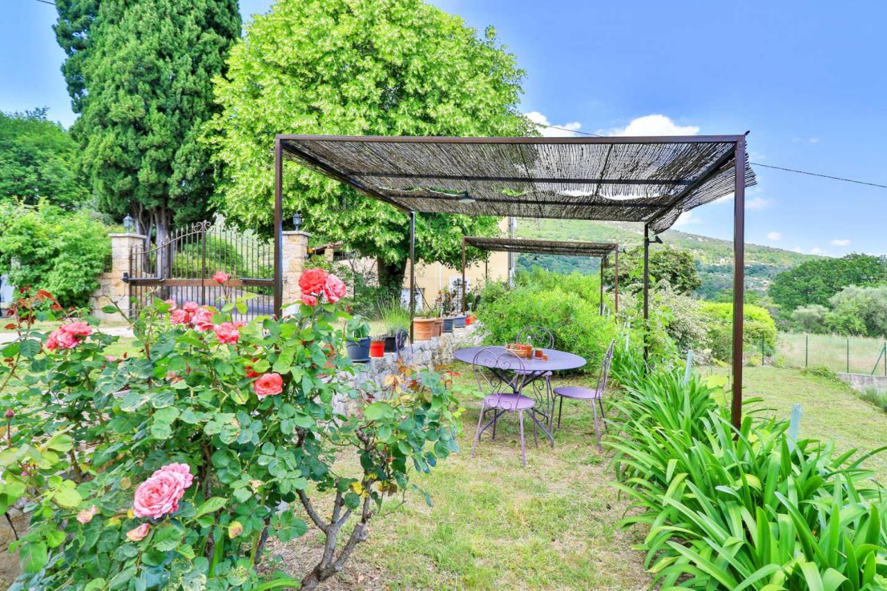 Locations-06 La maison de Noéie rdj pour 6 personnes entre mer et montagne - Chambres d'hôtes Le Bar-sur-Loup