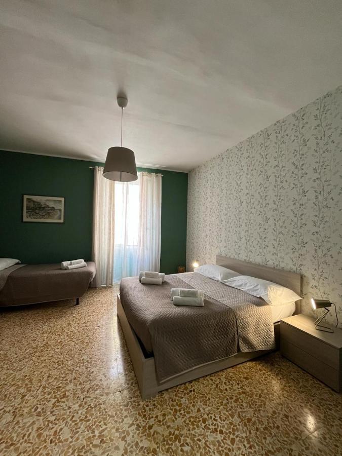 B&B Civitavecchia - Luna Apartment - Bed and Breakfast Civitavecchia