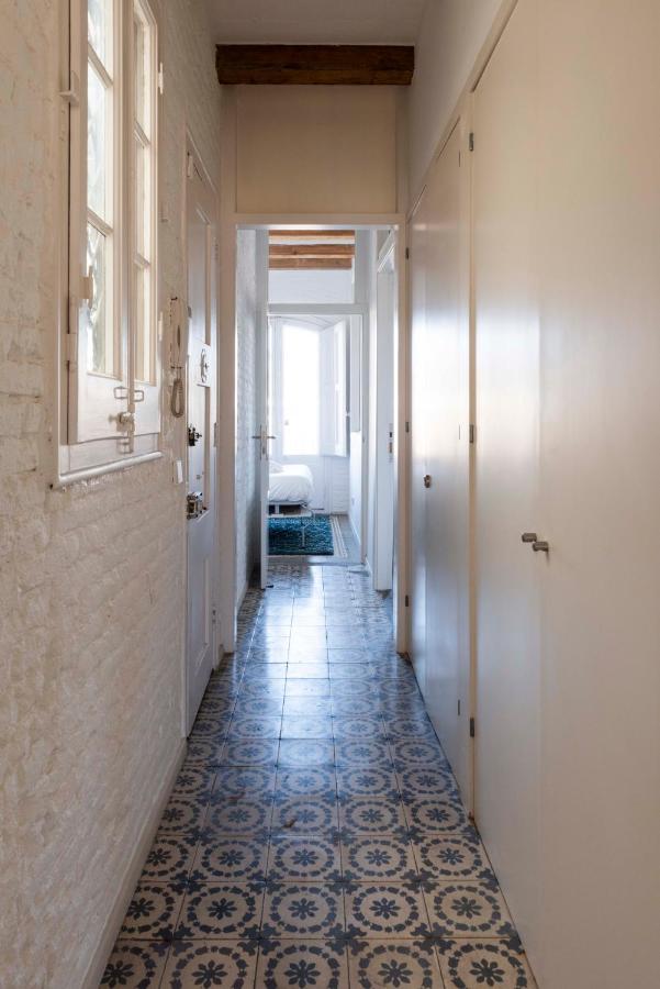 Enchanting 2 BR flat with terrace near Plaça Espanya - Chambres d’hôtes Barcelone
