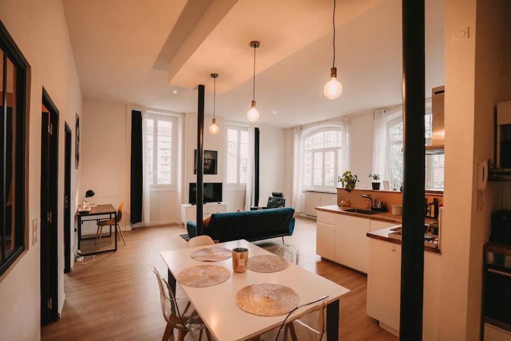 Ultimate Comfort ! Jacuzzi & Sauna. - Ferienwohnung