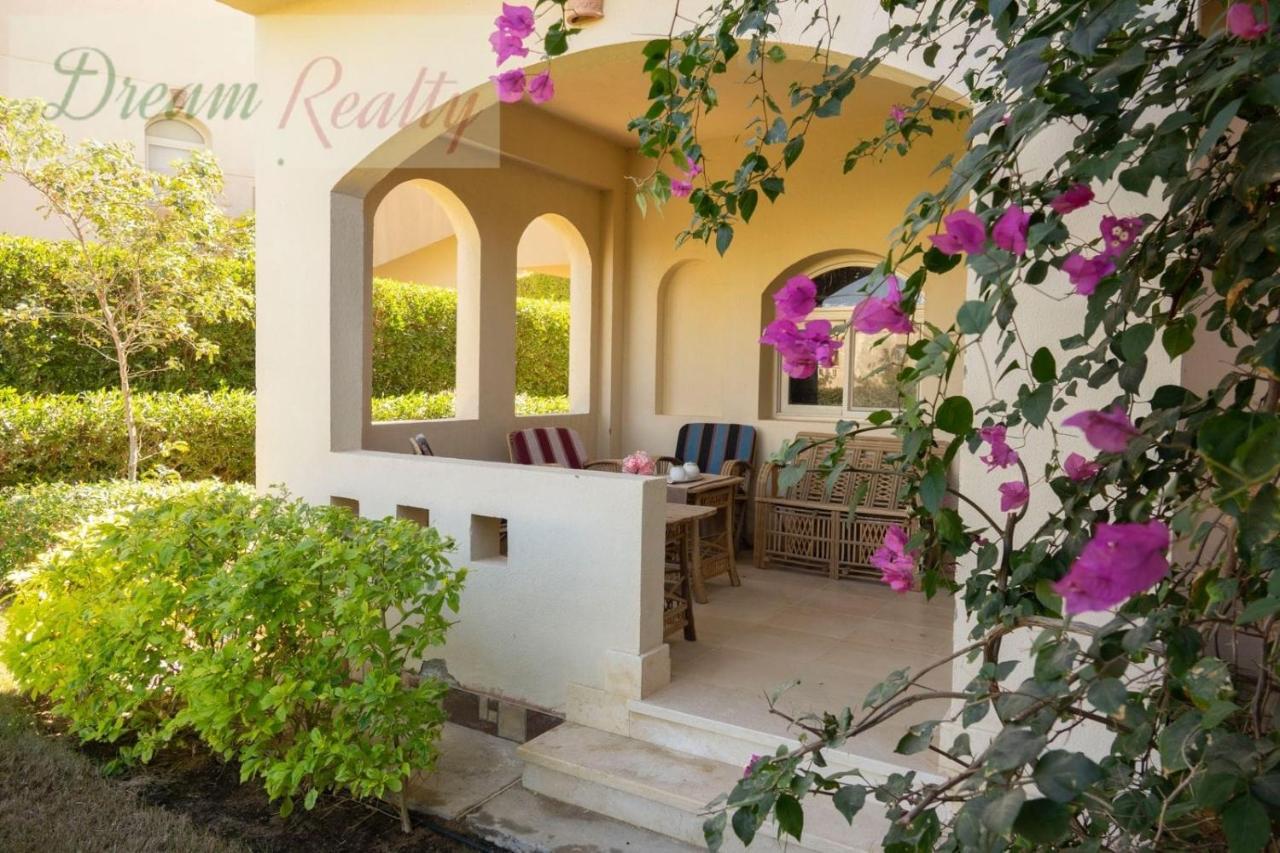 B&B Hurgada - luxury villa - makadi heights - Bed and Breakfast Hurgada