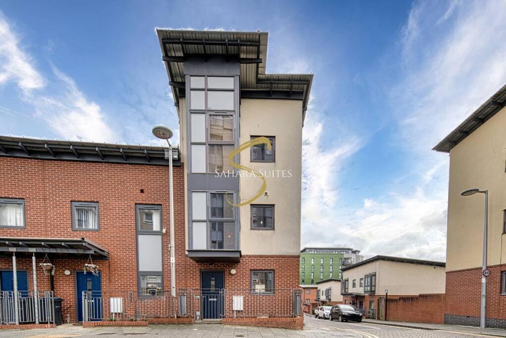 Luxury 4BED - Near ICC, O2 Academy & Arena - Birmingham City Centre - Parking - B&B