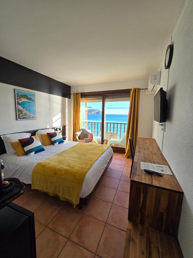 Double Room with Balcony and Sea View