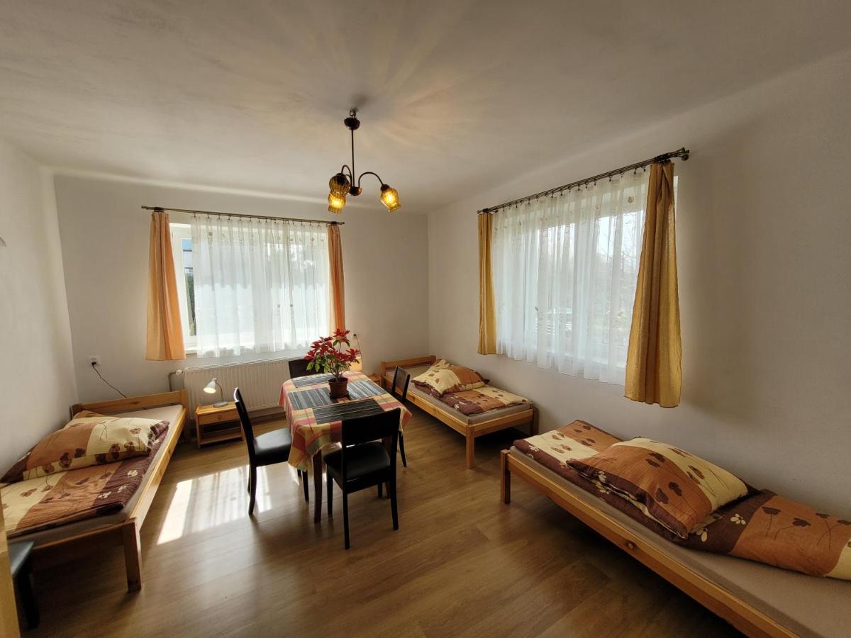 Dreibettzimmer