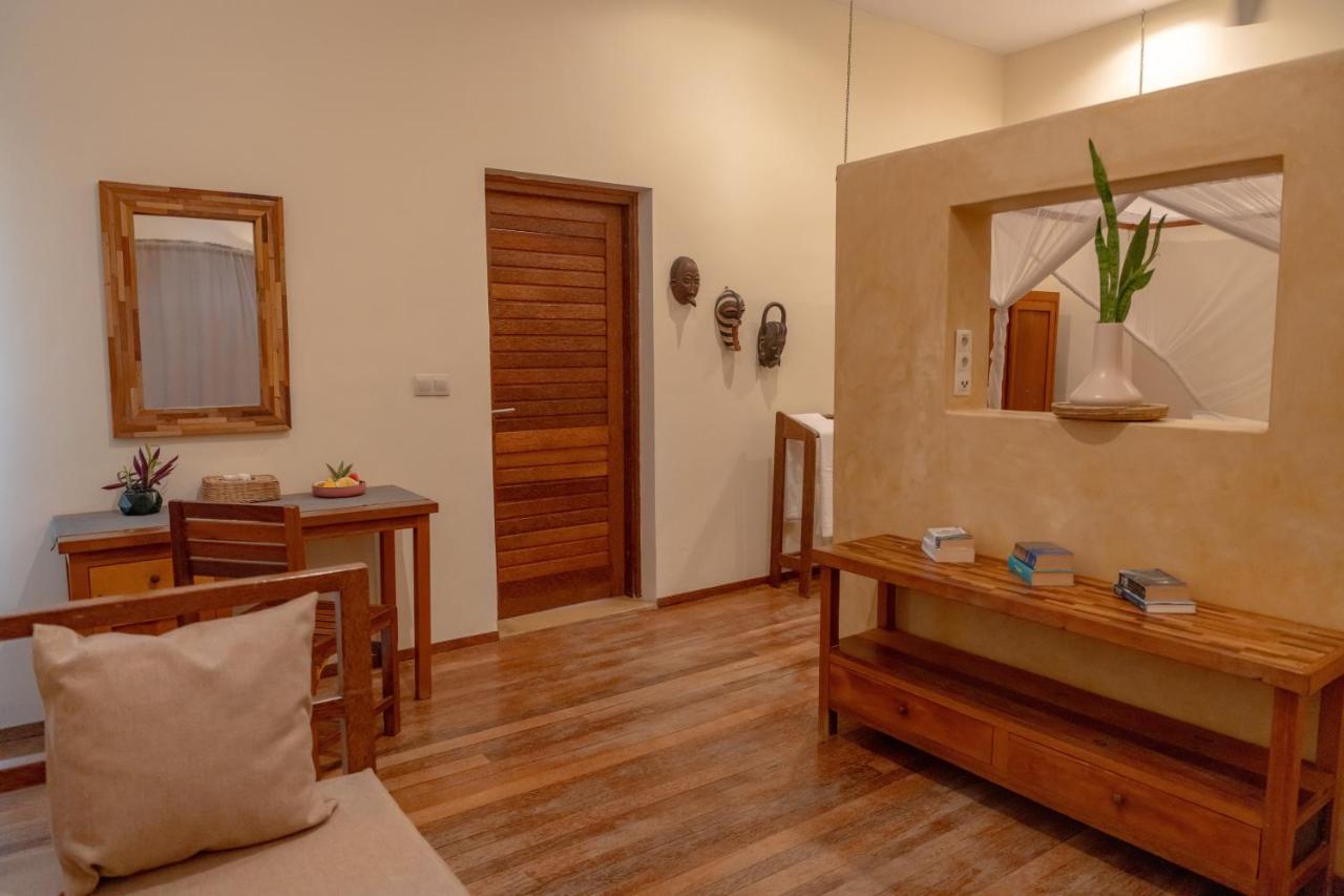 Deluxe One-Bedroom Apartment with Sea View