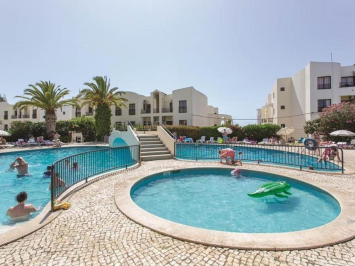 Pool & Beach Two Balconies Alvor Holiday Club - Bed and Breakfast Alvor