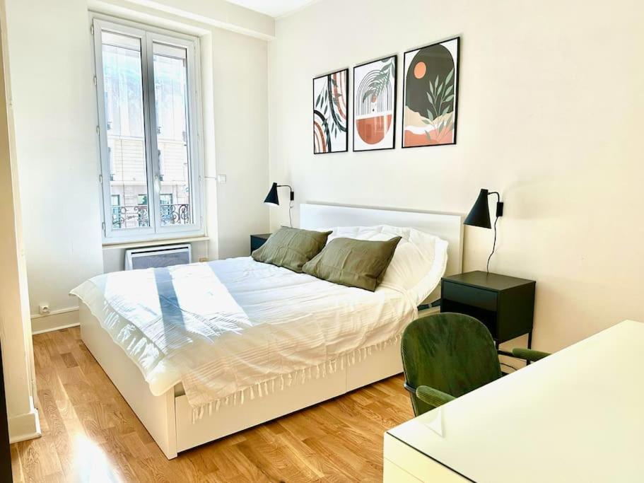T2 - lit XL, proche Part-Dieu, self check-in - B&B