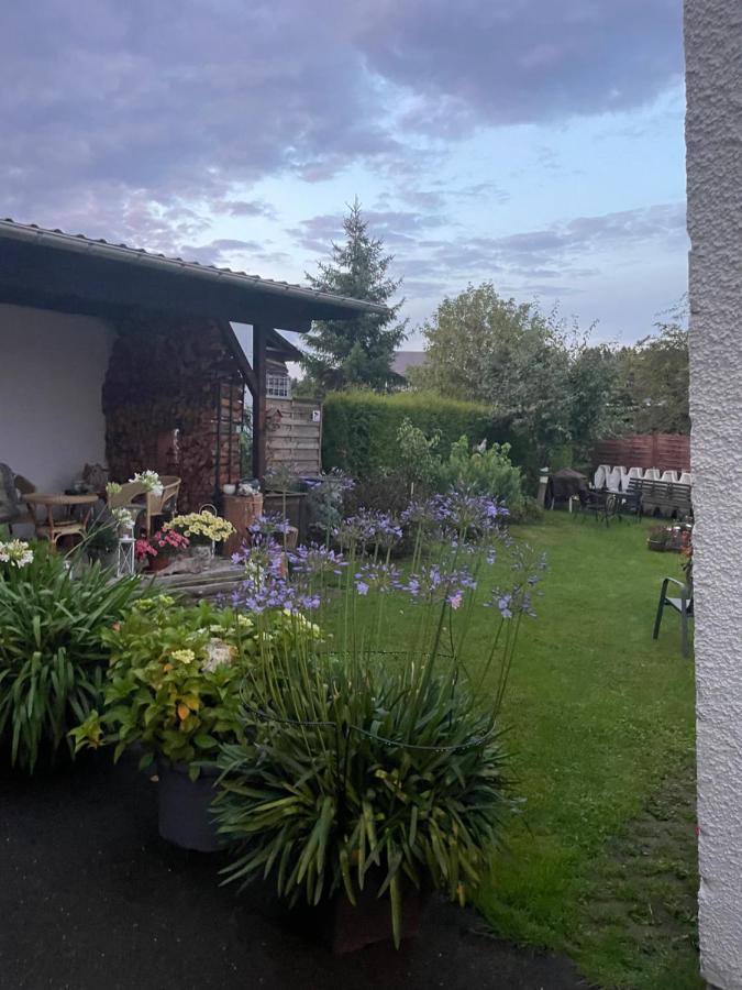 Ferienwohnung Greifenbach, Gartennutzung, Haustiere willkommen - Chambres d’hôtes